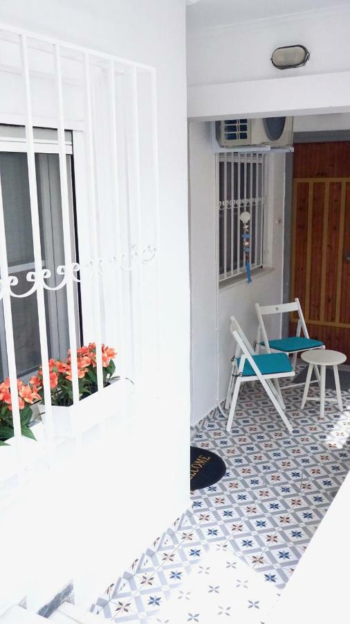Cycladic Style Apt In Athens Atenas Exterior foto